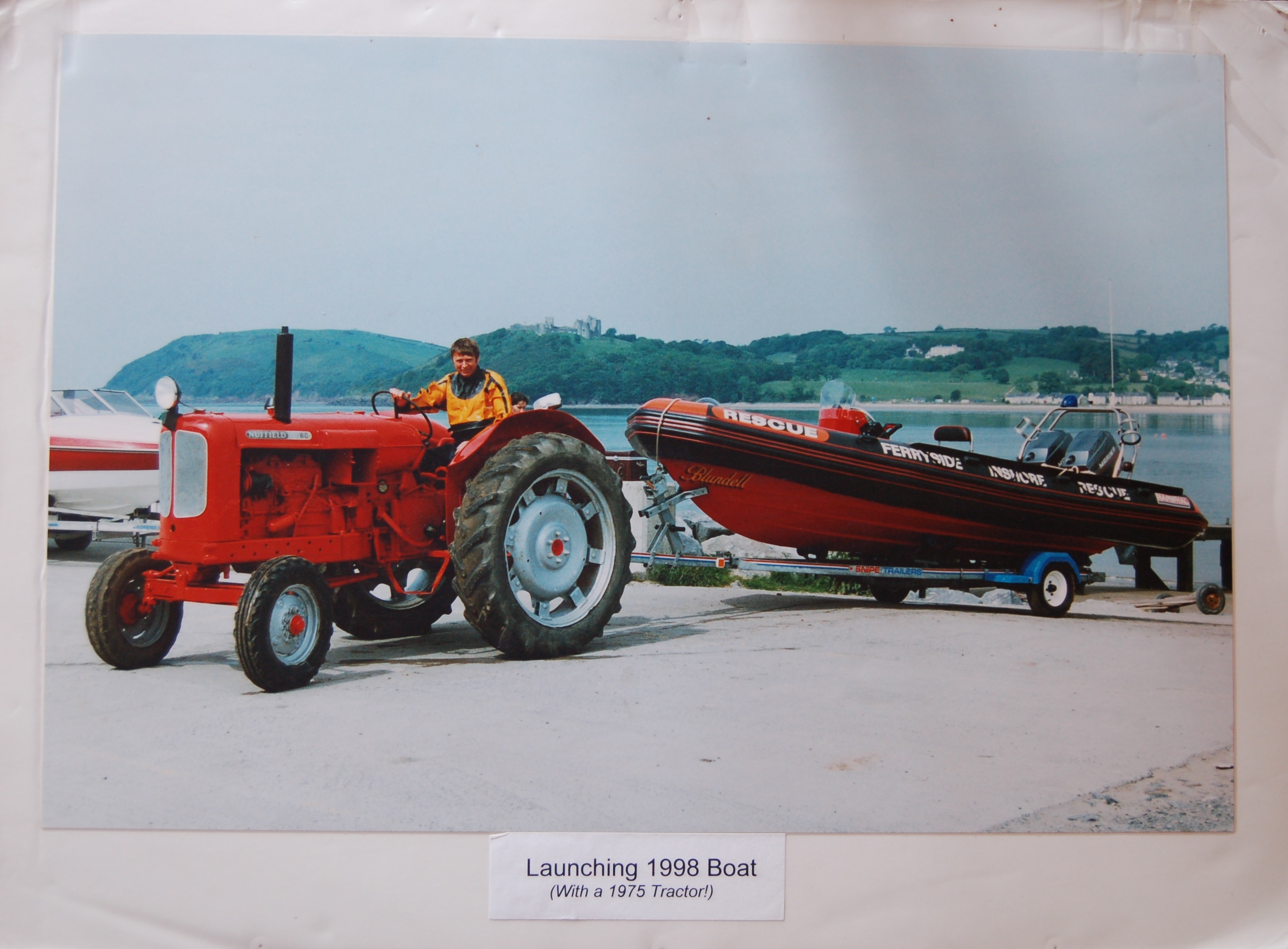 Ferryside Lifeboat – Launching the 1998 boat Launching the 1968 Lifeboat